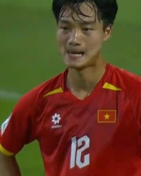 开云官方网站-韩国读秒绝平！比赛进入加时赛，越南球员落泪，阮庭北葬送好局